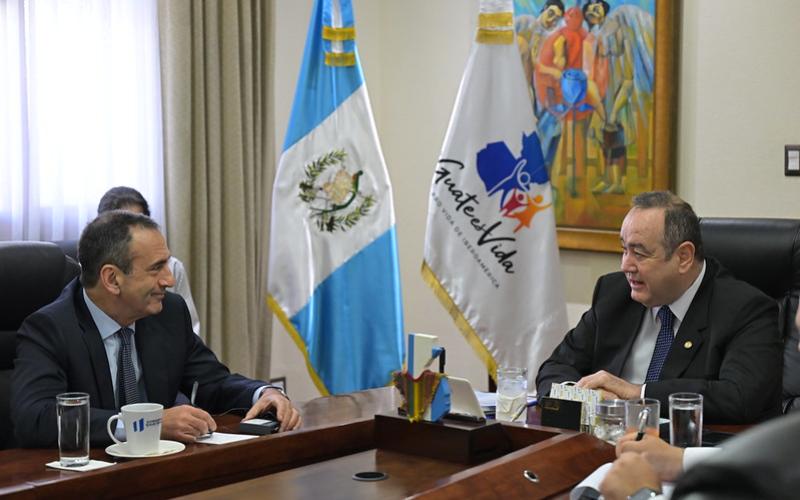 Reunión entre el Presidente Giammattei y funcionarios estadounidenses