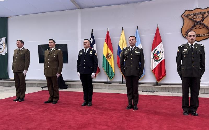 Embajada de Guatemala en Chile participa en ceremonia de graduación de policía guatemalteco capacitado por los Carabineros  