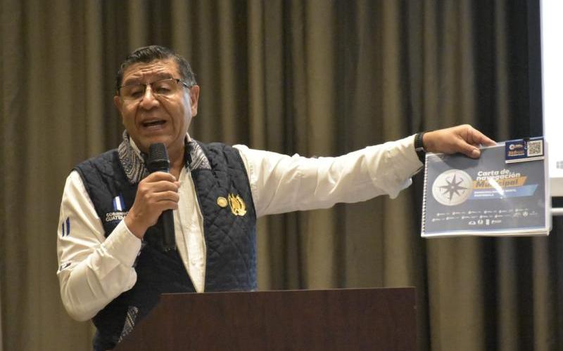 Culmina diplomado para fortalecimiento y transición municipal