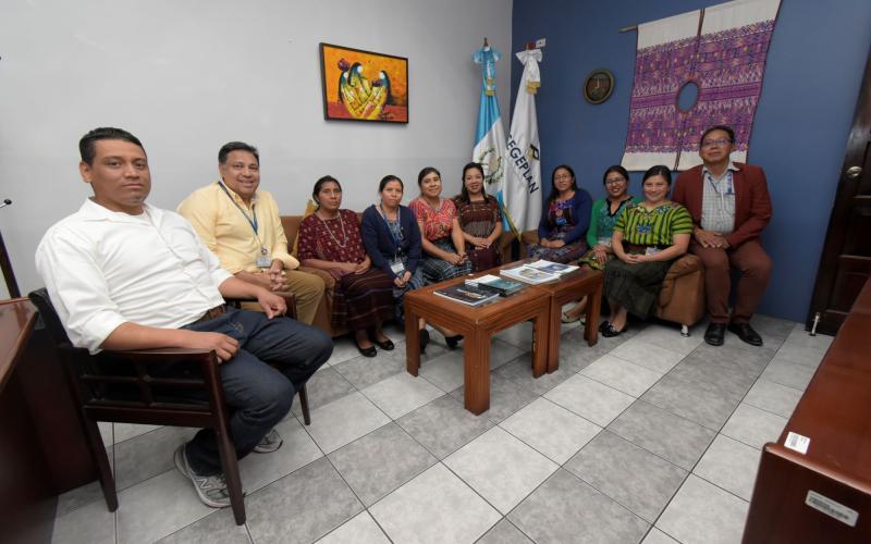 Reunión con representantes de pueblos indígenas y autoridades de SEGEPLAN.