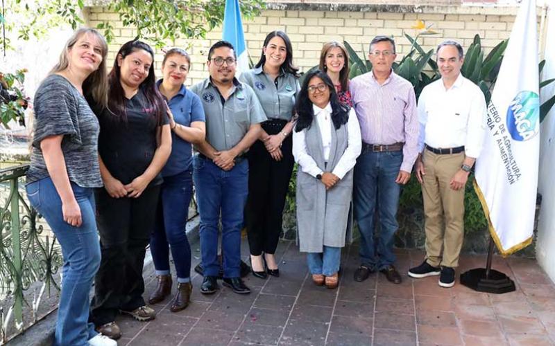Unifican esfuerzos en favor de las mascotas