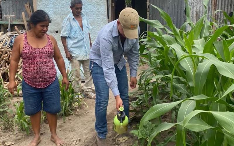Brindan asistencia técnica a huertos familiares en Teculután, Zacapa