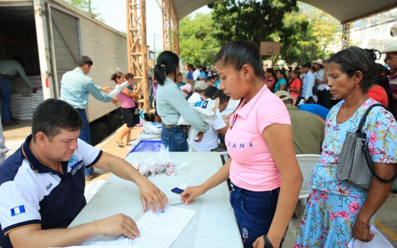 Insumos agrícolas permitirán incrementar ingresos de productoras chiquimultecas