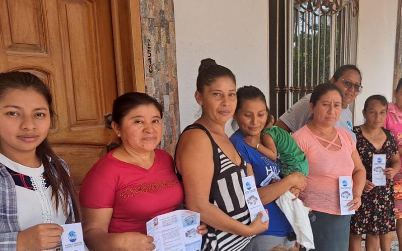 Comunitarias y comunitarios de San Andrés, Petén aprenden sobre cultivo de tilapias