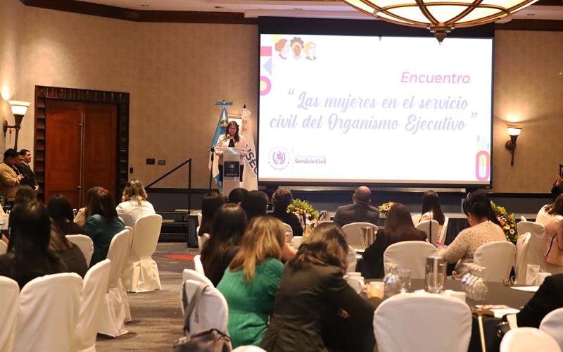 En el evento participaron mujeres que trabajan en el Organismo Ejecutivo