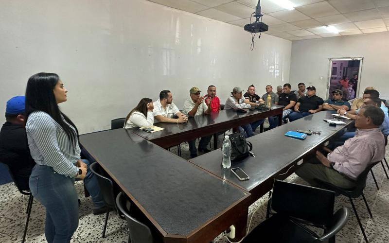 Integran equipo de trabajo de la Agrocadena Apícola Nacional