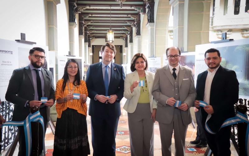 Vicepresidencia y Senacyt reconocen la excelencia en fotografía científica en el concurso Fotocyt 2024 