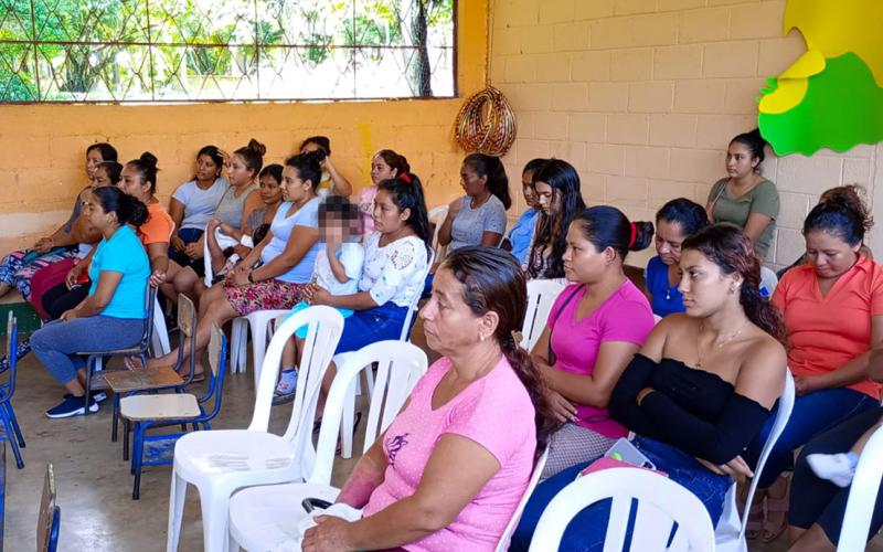 Realizan taller de alimentación escolar en Petén 
