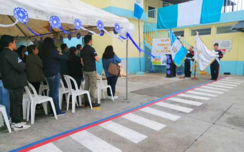 En el Centro Especializado de Reinserción -CER 1- se realizó un acto cívico con los adolescentes en privación de libertad.