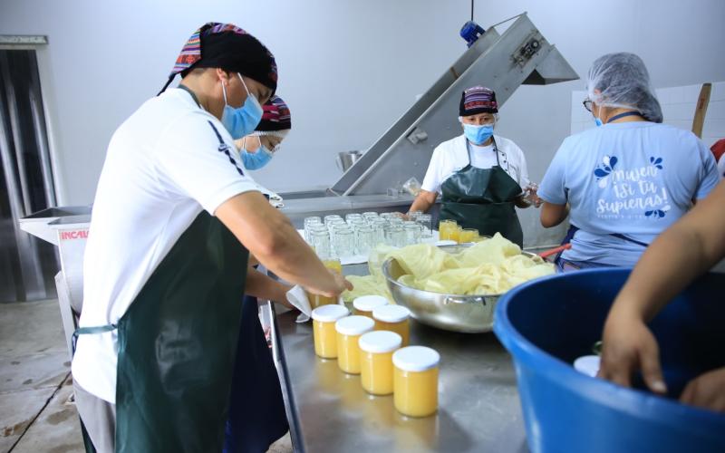Capacitación en agroindustria propicia emprendimientos