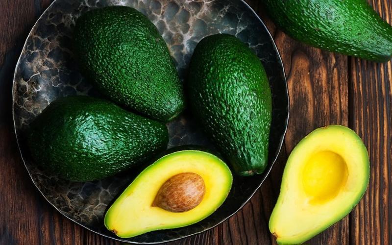 El aguacate es fuente de diversos nutrientes