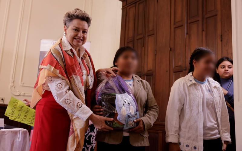 Lucrecia Peinado, primera dama 