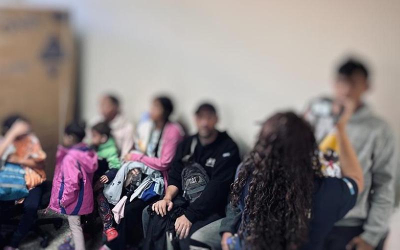 41 migrantes sudamericanos reciben apoyo de Migración