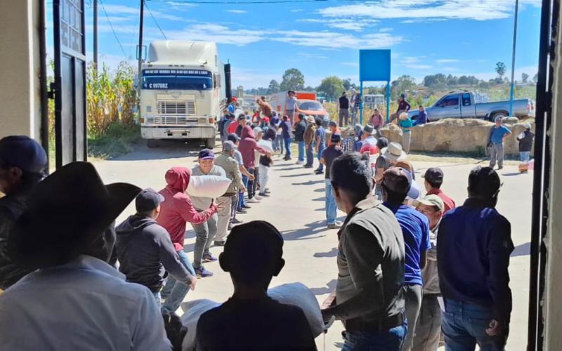 Más de 4 mil familias en San Antonio Ilotenango reciben alimentos por acciones