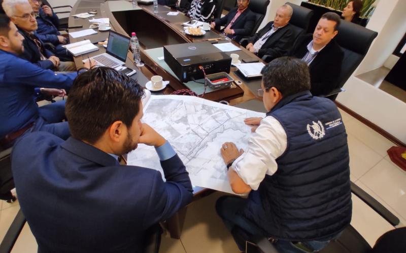 CIV trabaja para mejorar la circulación y evitar inundaciones en San Vicente Pacaya