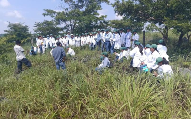 Contribuyendo con la formación agrícola de la juventud guatemalteca