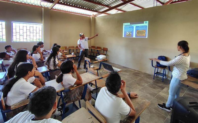 Se da impulso a la educación alimentaria y a los huertos escolares en El Progreso