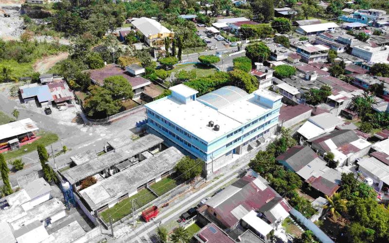 Estudiantes de El Carmen aprenderán en instalaciones dignas