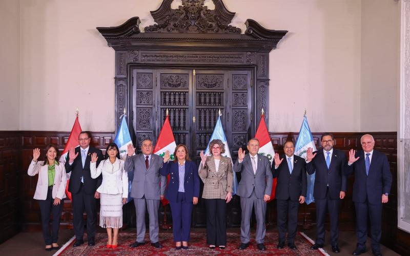 COMUNICADO PERU