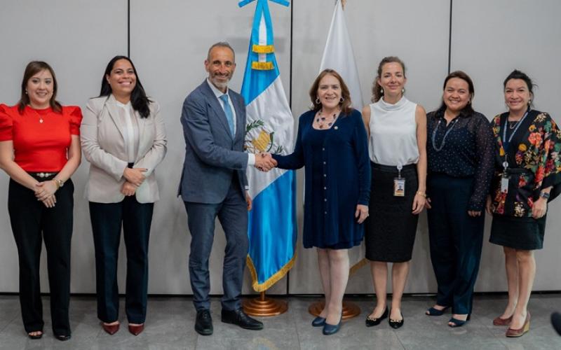 comunicado del Minex