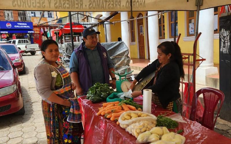Patzité celebró su primera Feria del Agricultor