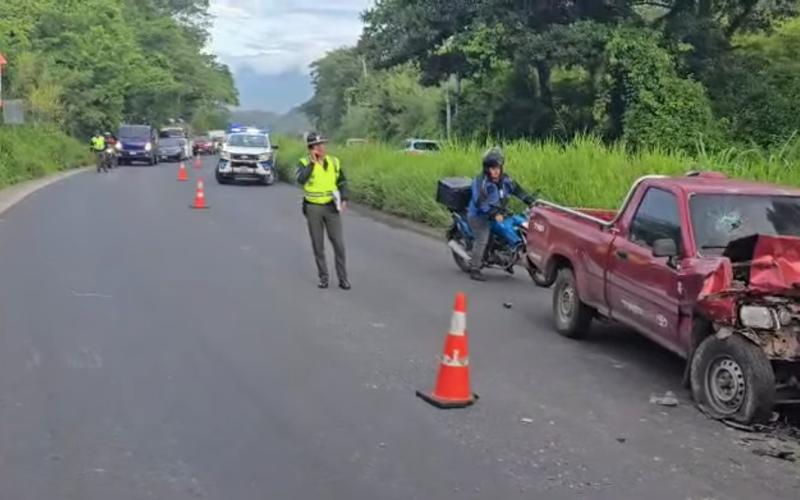 Provial atiende colisión en ruta a El Salvador sin heridos 