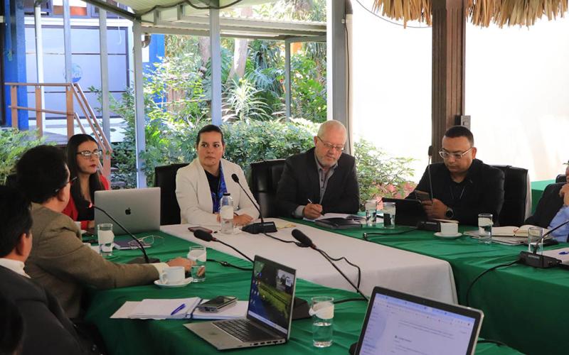 Fortalecen alianza para el manejo de los suelos