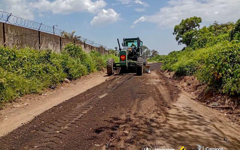 CIV y Ejército trabajan en rutas de emergencia para acceder a Santa María de Jesús