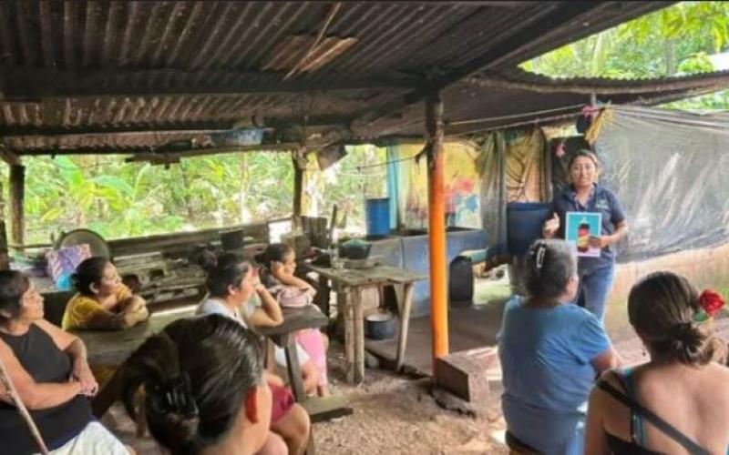 Madres de familia de Santa Rosa fortalecen sus conocimientos en seguridad alimentaria y nutricional