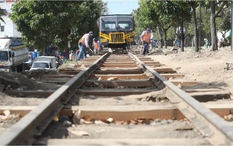 CIV coordinará la reactivación del ferrocarril en Guatemala 