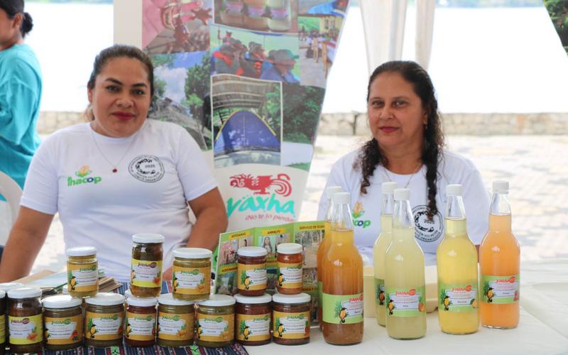 Santa Elena recibe a cooperativistas