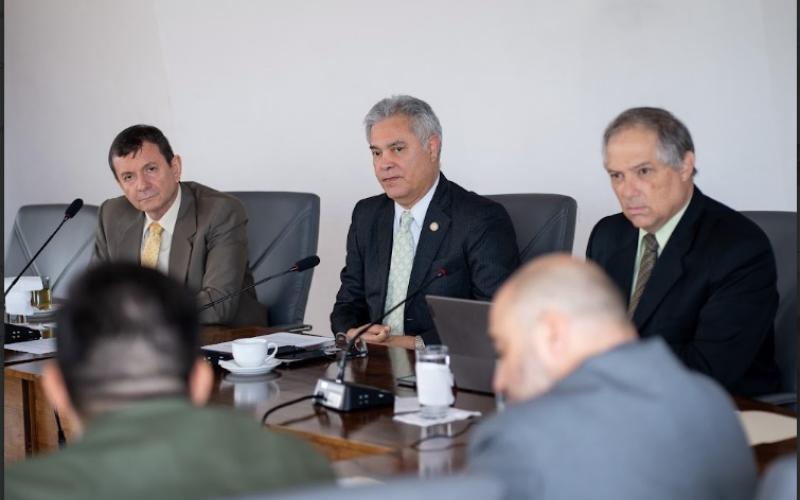 Tu número, tu derecho, el Congreso avanza en ley de portabilidad numérica en Guatemala