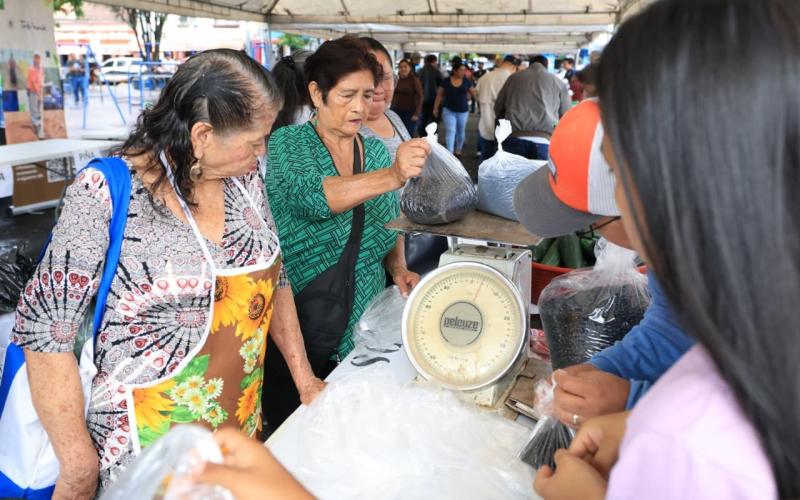 Qué productos encontrará en la próxima Feria del Agricultor de Bárcena