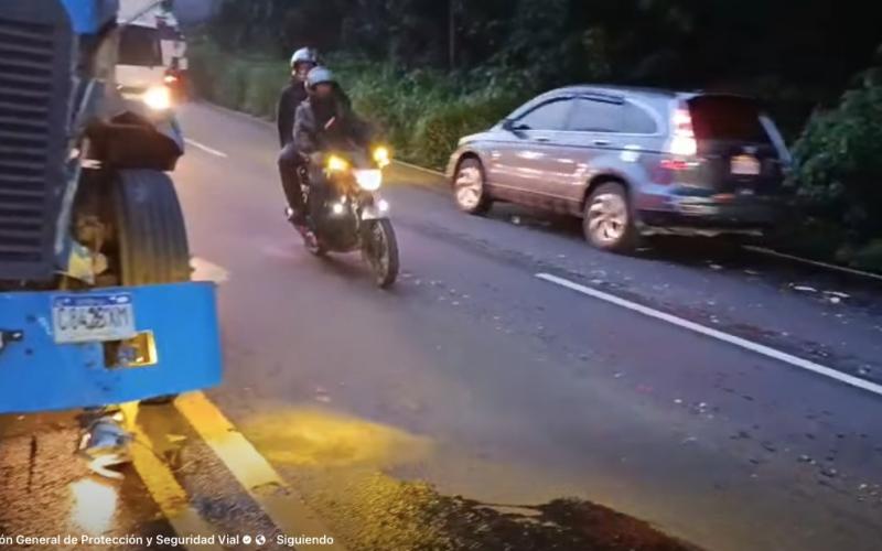 Provial atiende múltiple colisión en Escuintla y restablece la movilidad vehicular