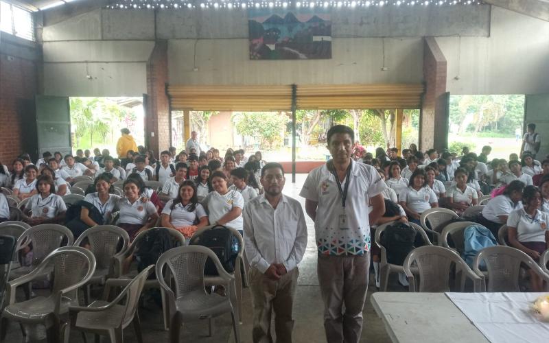  Conferencia en Coatepeque 