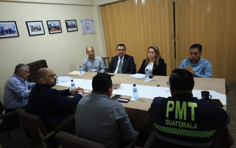 DGT y GRETEXPA refuerzan coordinación con la PMT para garantizar legalidad y seguridad en transporte extraurbano