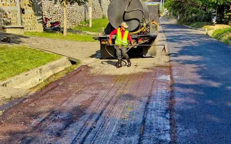 Avanza el recapeo entre Ipala y San Luis Jilotepeque