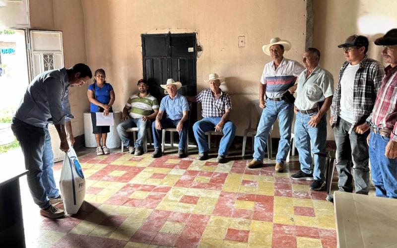 Capacitación a ganaderos de Jalapa fortalece producción