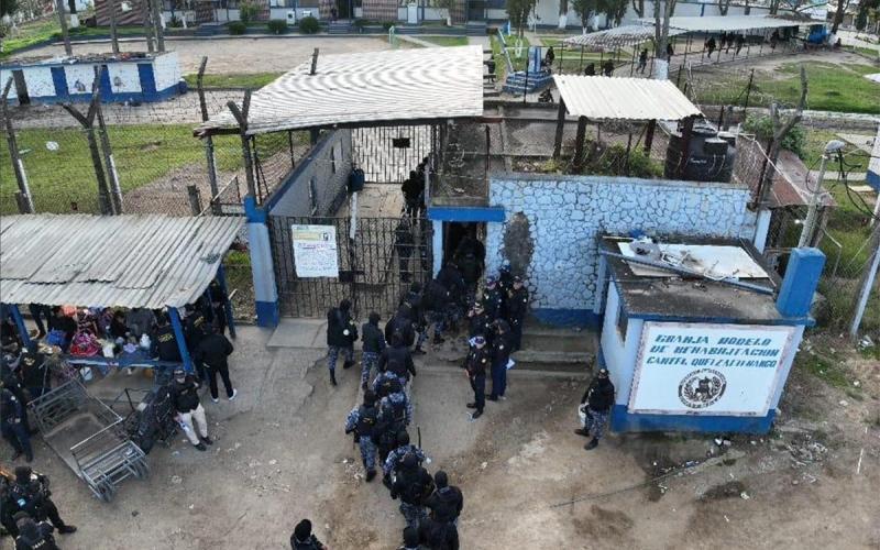 Fuerza pública allana centro carcelario Cantel