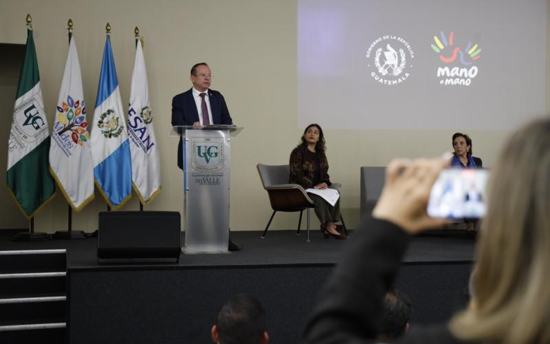 Terminaremos el año con once municipios libres de pisos de tierra y ya tenemos planificados más de 30 municipios para 2026.