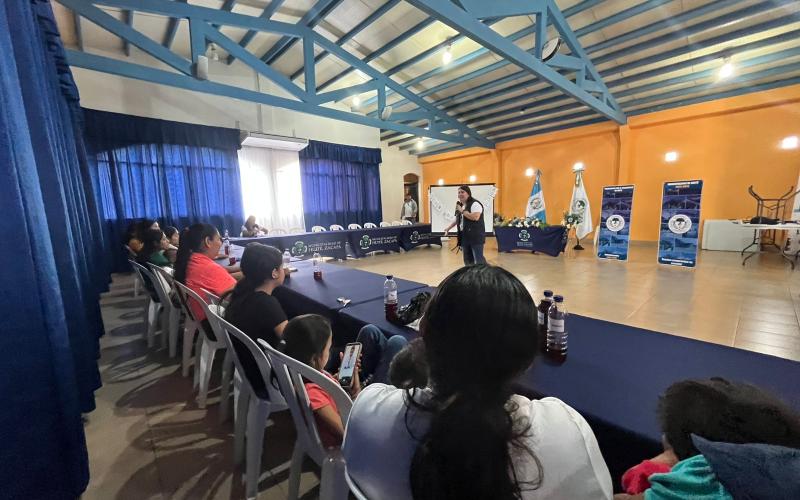 Inauguran Club de la Nutrición en Huite