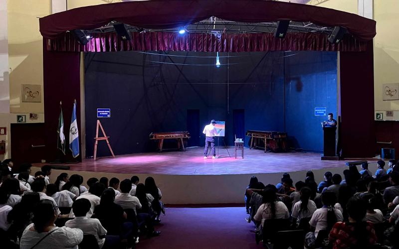 Centro Cultural de Escuintla abre concurso de pintura y dibujo en honor a símbolos nacionales