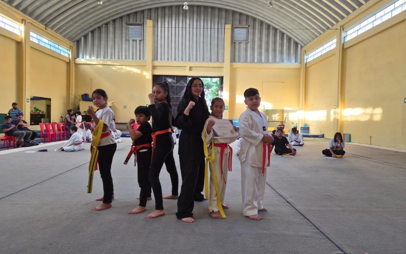 Cursos gratuitos de karate en el Parque Erick Barrondo promueven el bienestar integral