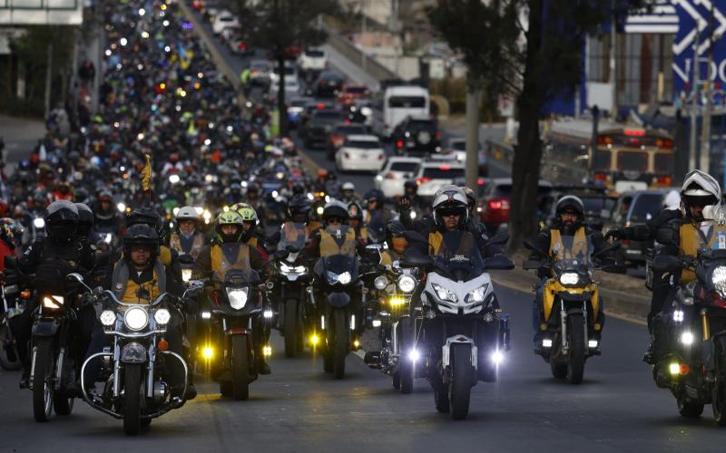 Caravana del Zorro: expresión viva de la devoción guatemalteca integrada a la nominación ante la UNESCO. 