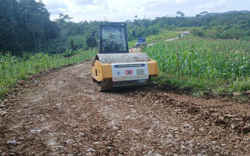 Realizan mejoras en la circulación entre Cacahuilá, Cubilhuitz y la RD-AV-35
