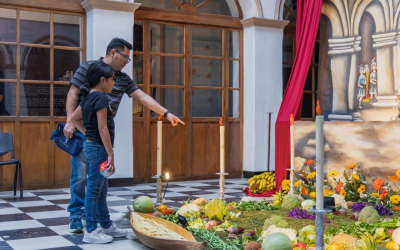 Velación Antigüeña acerca la tradición cuaresmal al Museo Nacional de Historia