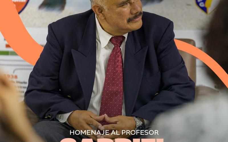 Homenaje al profesor Gabriel Francisco Paz Tun