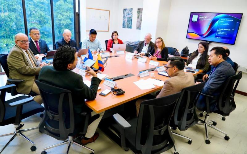 Fortalecen cooperación técnica con Colombia en materia de suelos y geomática
