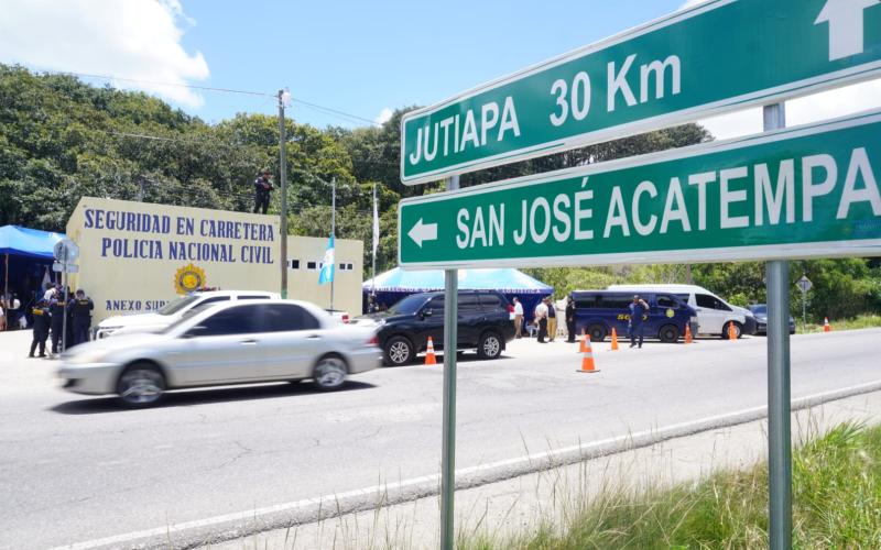 Ministro Villeda inaugura sede policial en Jutiapa