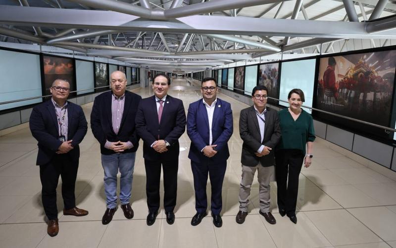 Refuerzan coordinación interinstitucional en Aeropuerto La Aurora